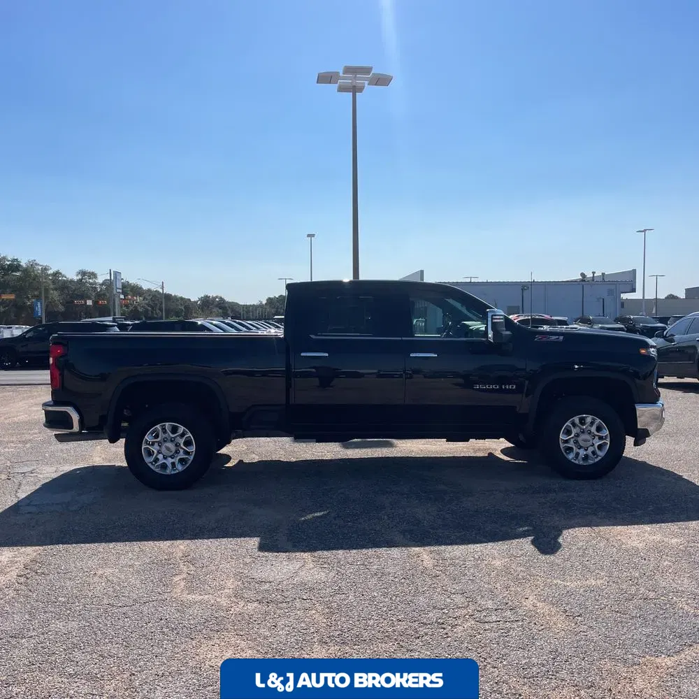 2024 Chevrolet Silverado 3500HD LTZ