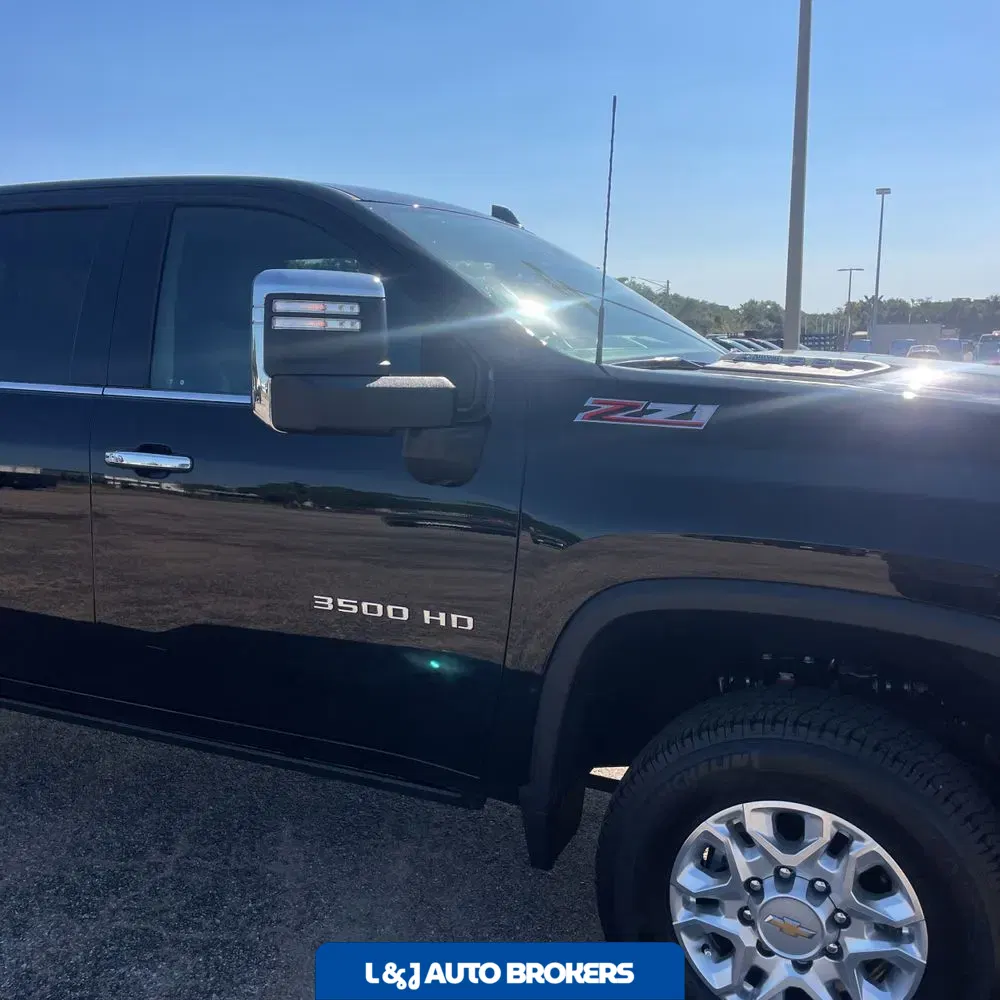 2024 Chevrolet Silverado 3500HD LTZ