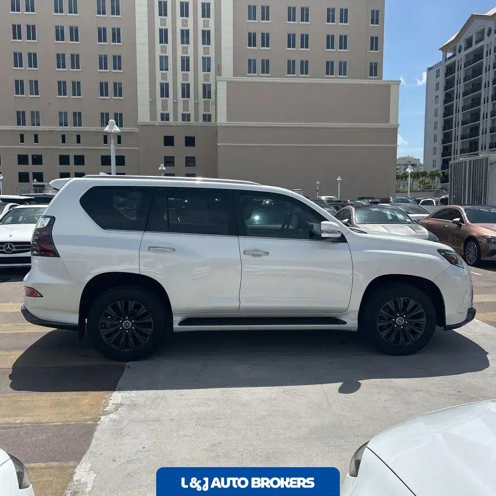 2023 Lexus GX 460 Base