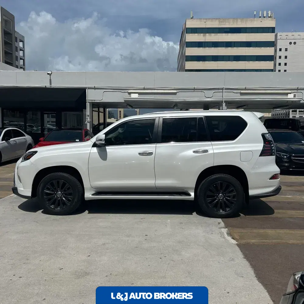 2023 Lexus GX 460 Base