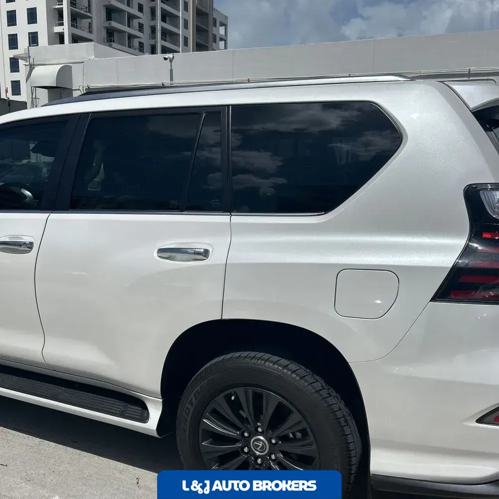 2023 Lexus GX 460 Base