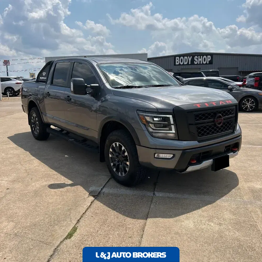 2024 Nissan Titan PRO-4X