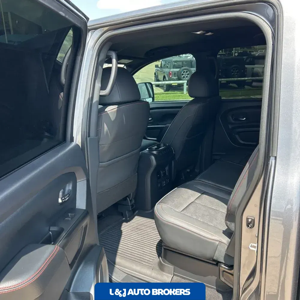 2024 Nissan Titan PRO-4X