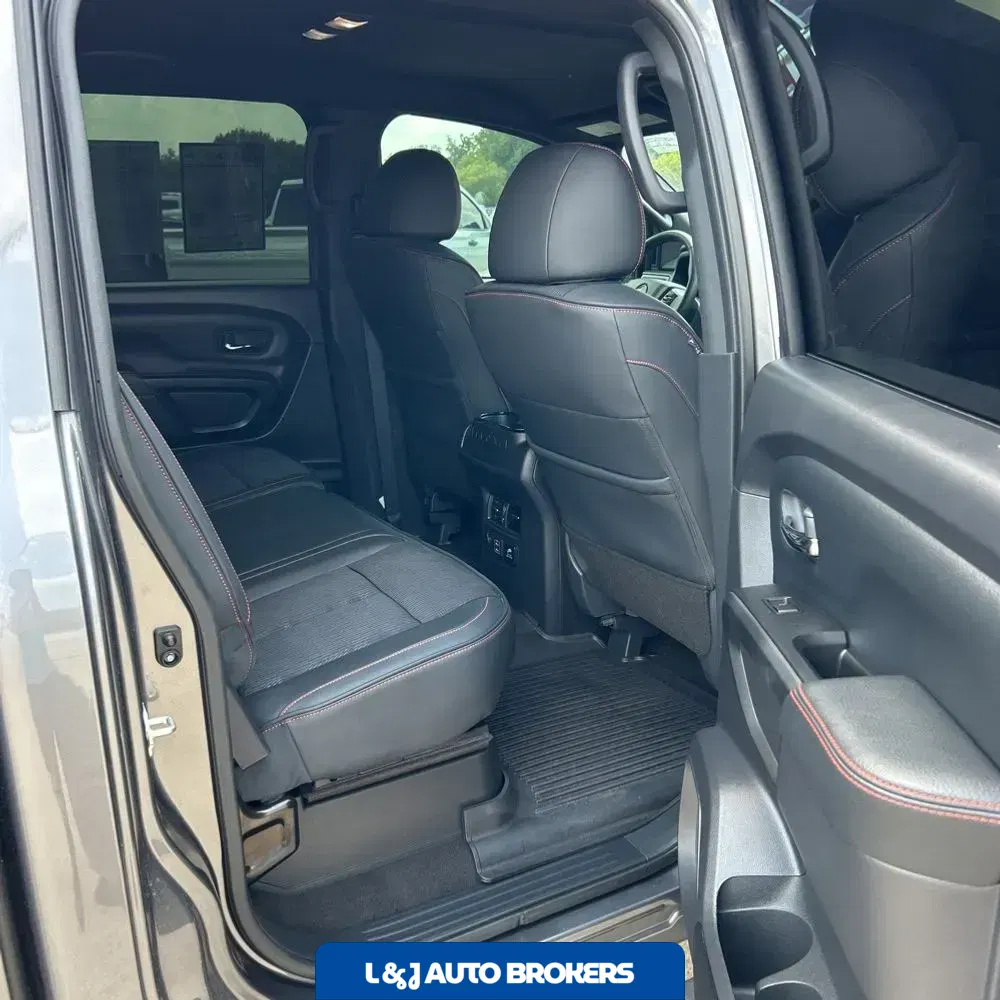 2024 Nissan Titan PRO-4X