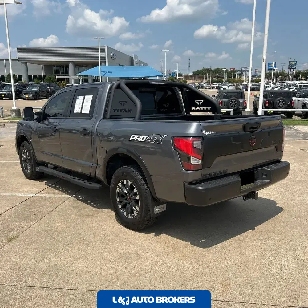 2024 Nissan Titan PRO-4X