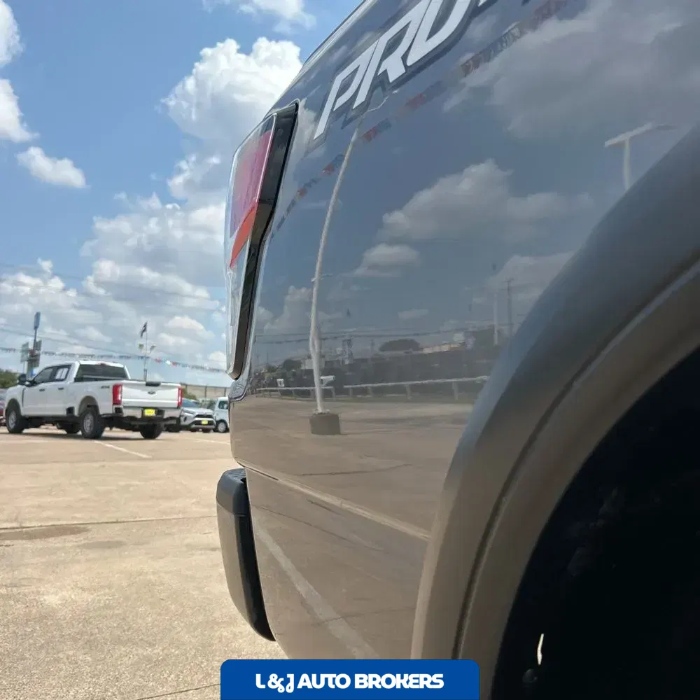 2024 Nissan Titan PRO-4X