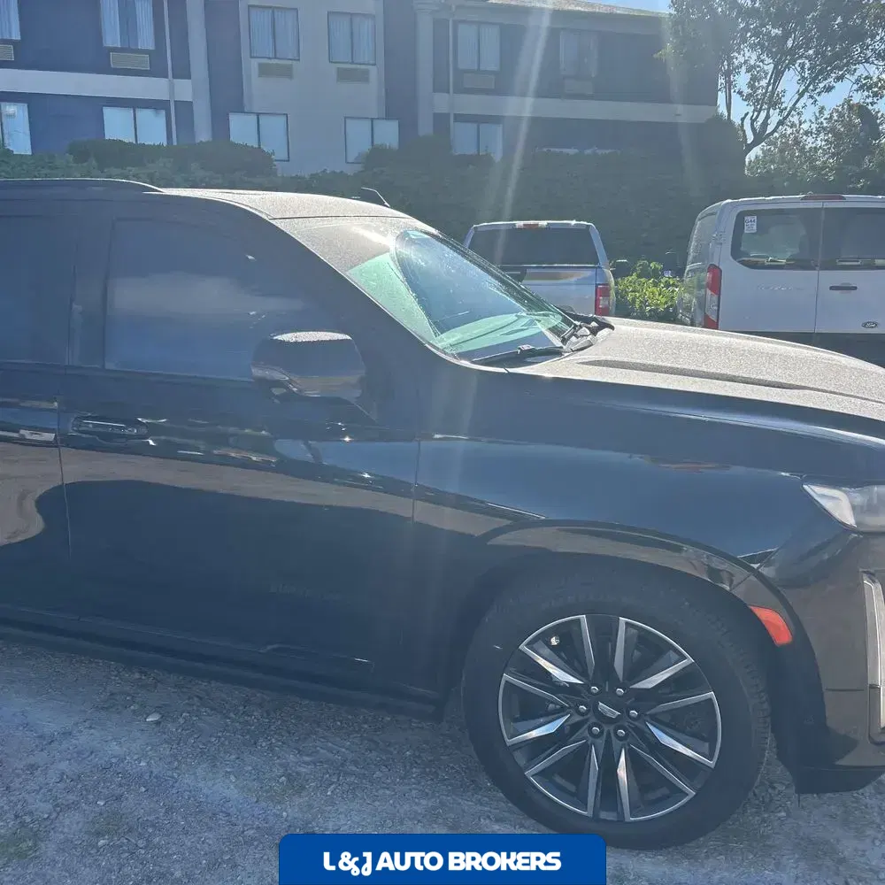 2022 Cadillac Escalade Sport