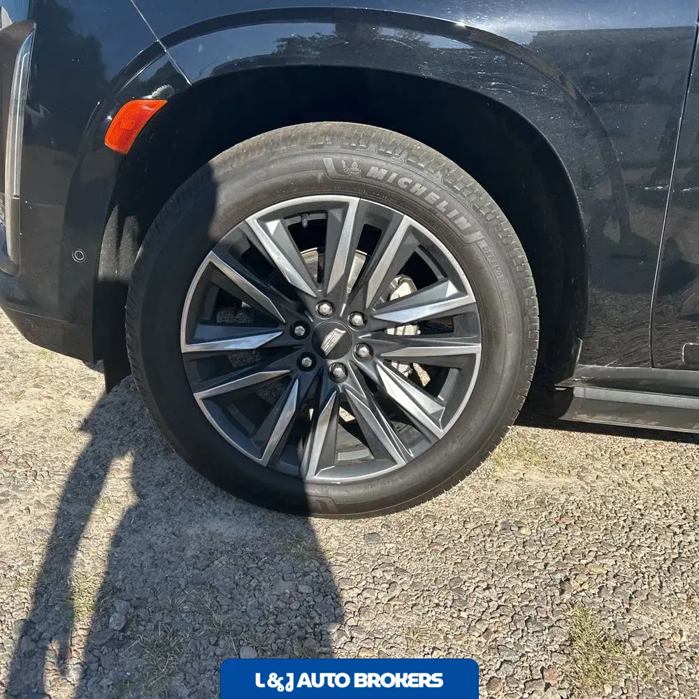 2022 Cadillac Escalade Sport