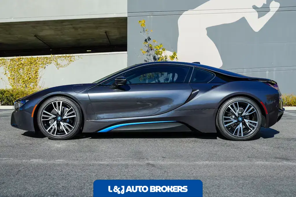 2015 BMW I8 Pure Impulse World Coupe