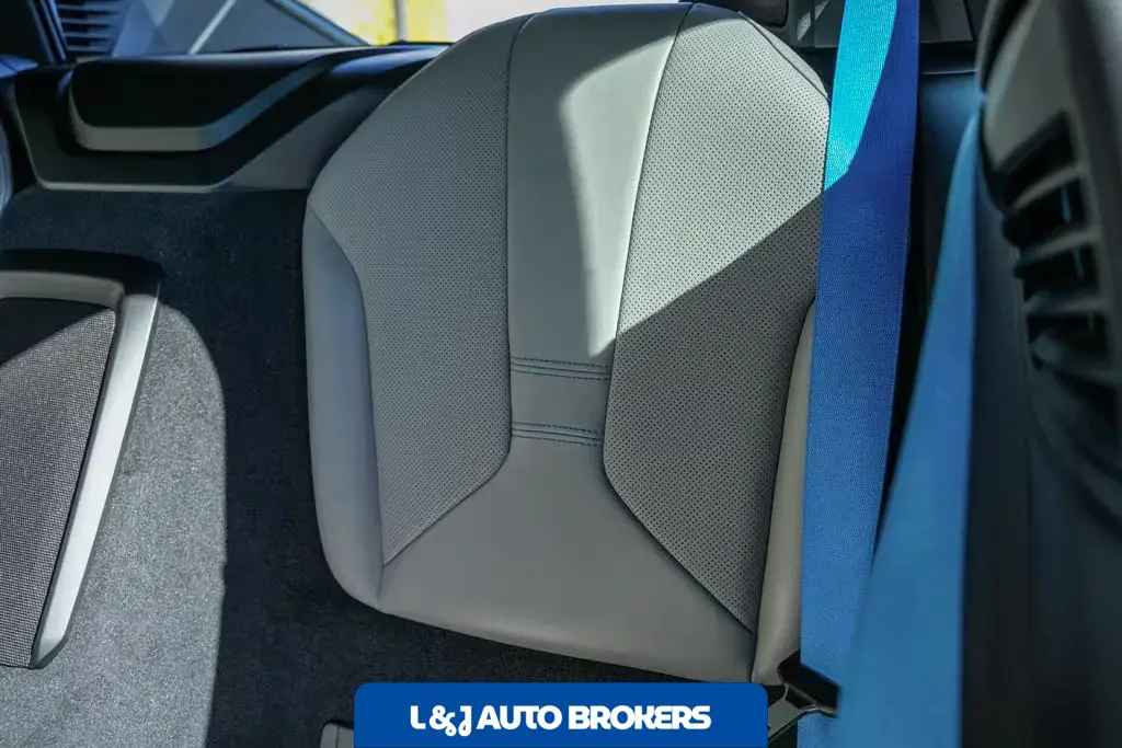2015 BMW I8 Pure Impulse World Coupe