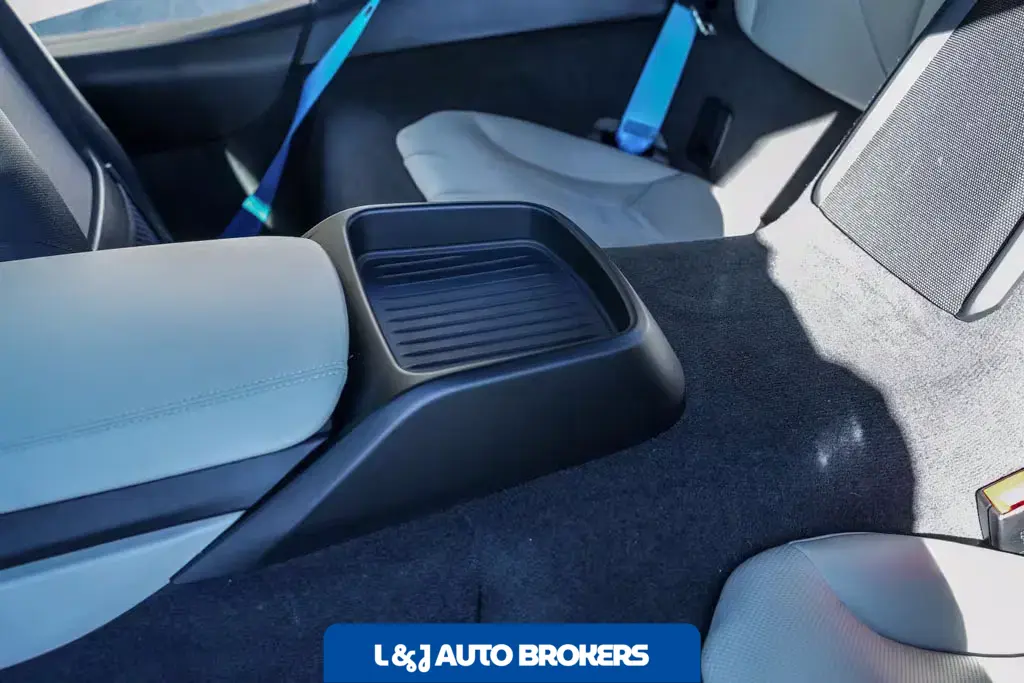2015 BMW I8 Pure Impulse World Coupe