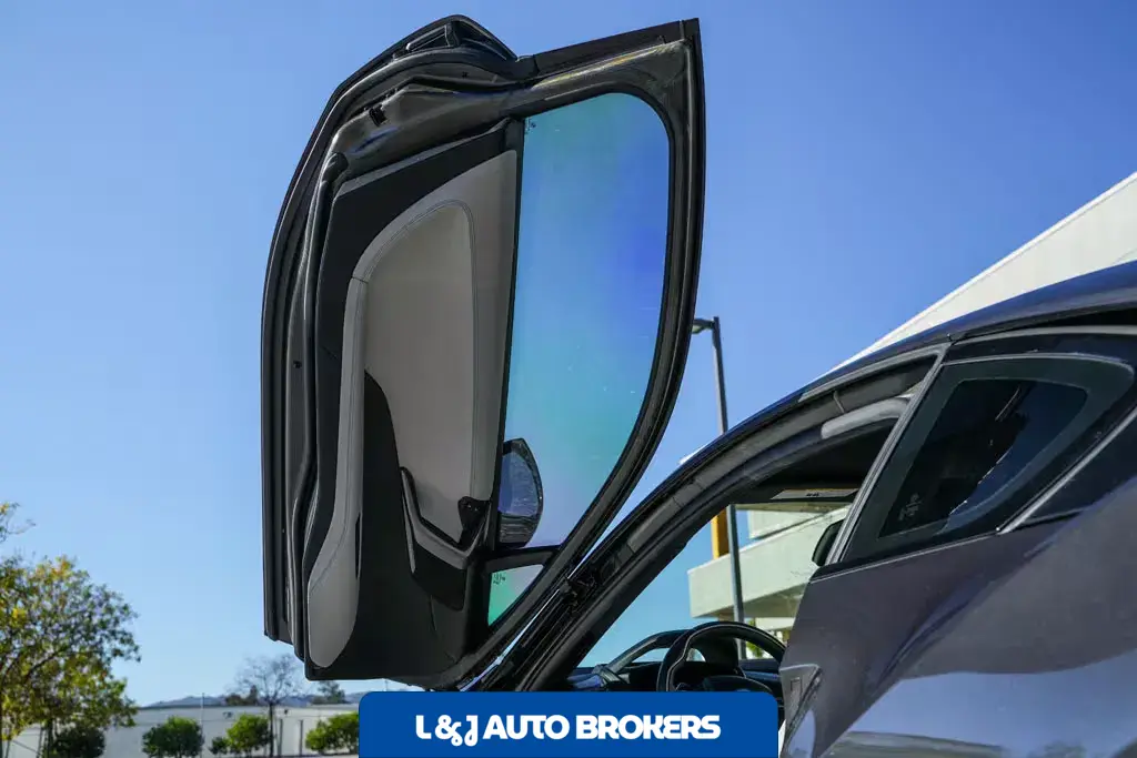 2015 BMW I8 Pure Impulse World Coupe