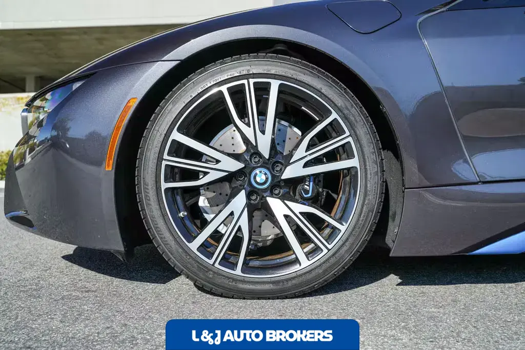 2015 BMW I8 Pure Impulse World Coupe