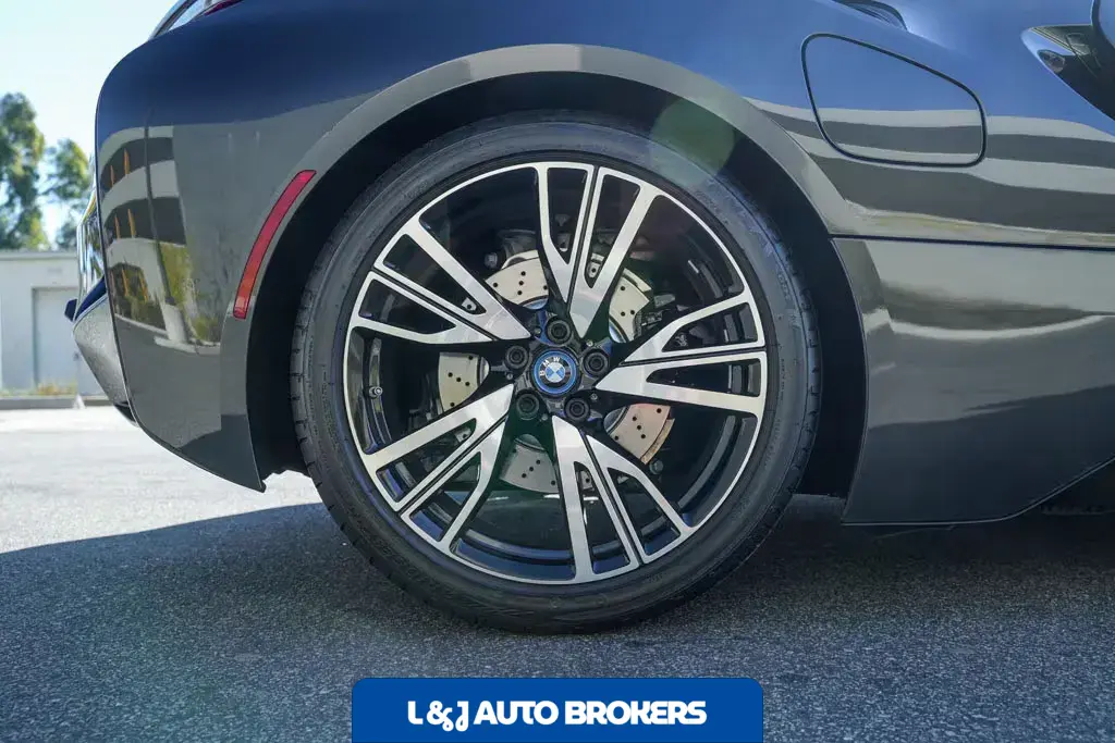2015 BMW I8 Pure Impulse World Coupe