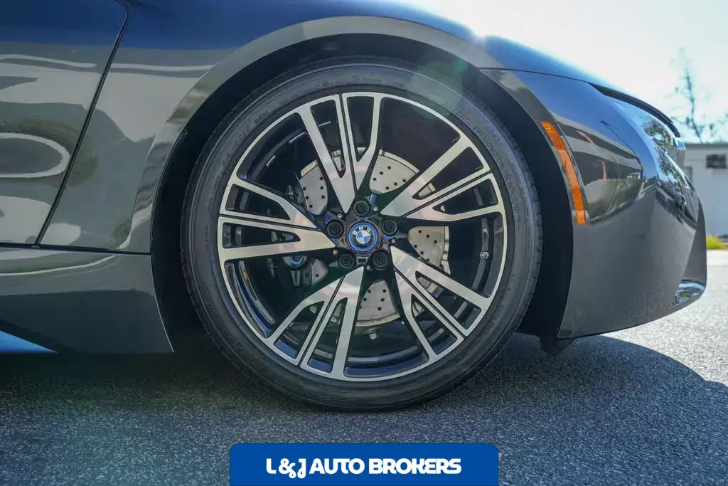 2015 BMW I8 Pure Impulse World Coupe