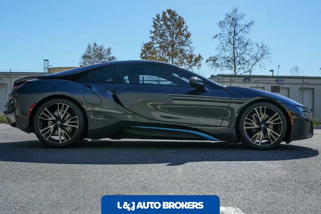 2015 BMW I8 Pure Impulse World Coupe