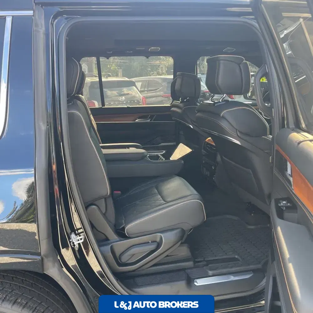 2022 Wagoneer Grand Wagoneer Series III
