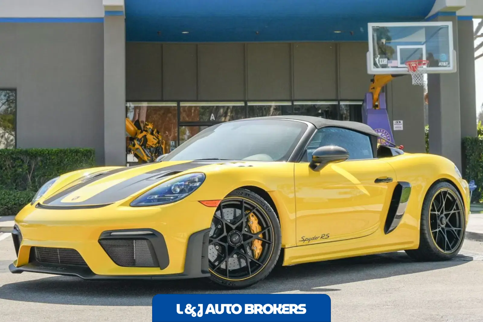 2025 Porsche 718 Spyder RS Weissach