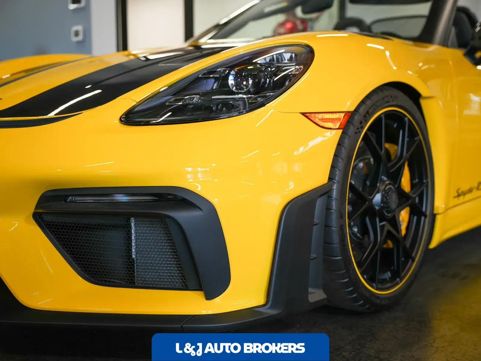 2025 Porsche 718 Spyder RS Weissach