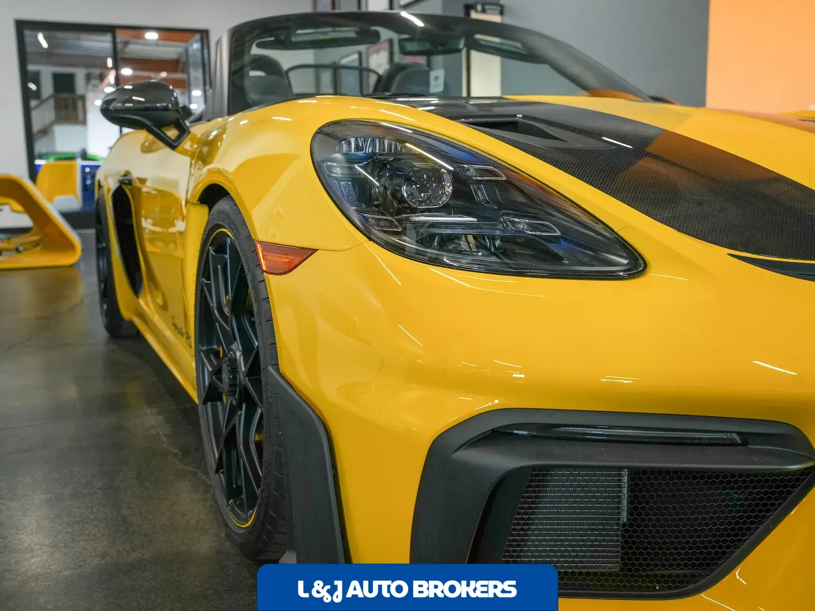 2025 Porsche 718 Spyder RS Weissach