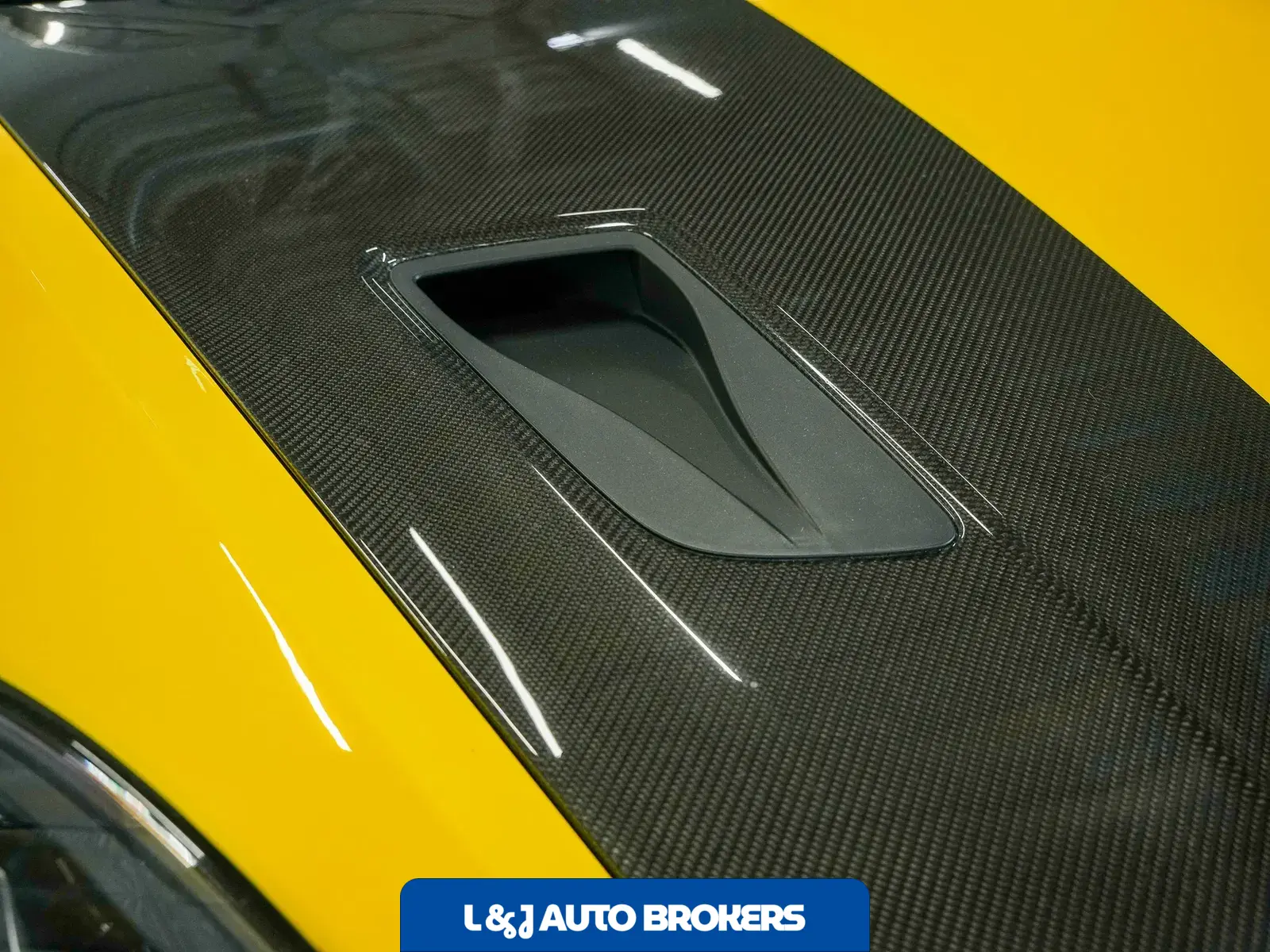 2025 Porsche 718 Spyder RS Weissach