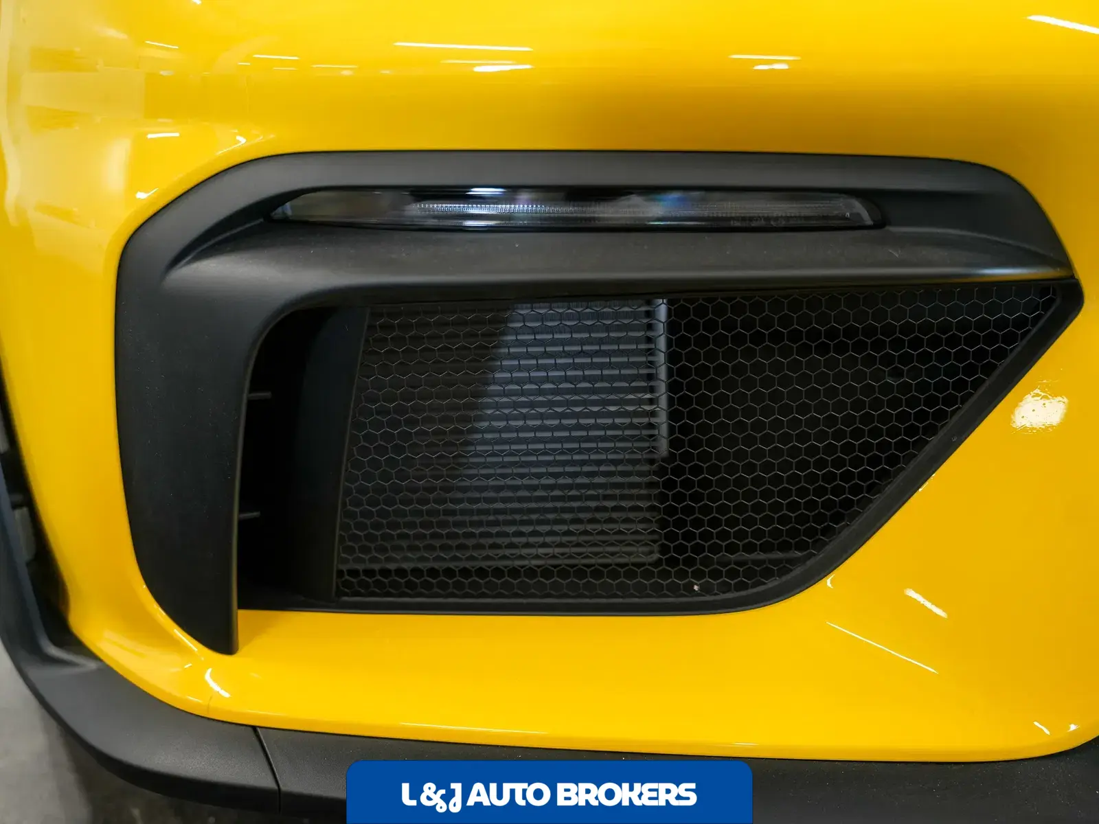 2025 Porsche 718 Spyder RS Weissach