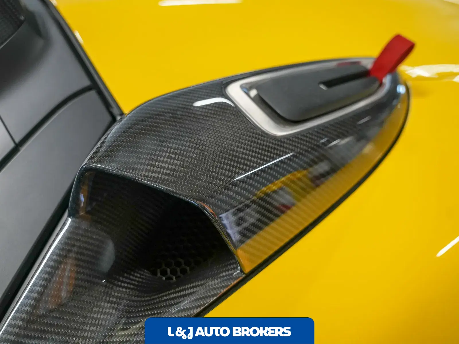 2025 Porsche 718 Spyder RS Weissach