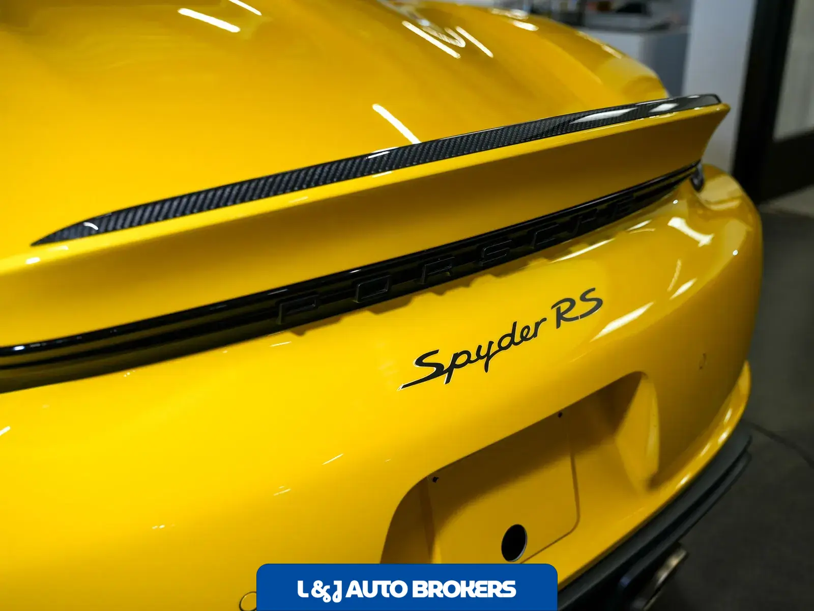 2025 Porsche 718 Spyder RS Weissach