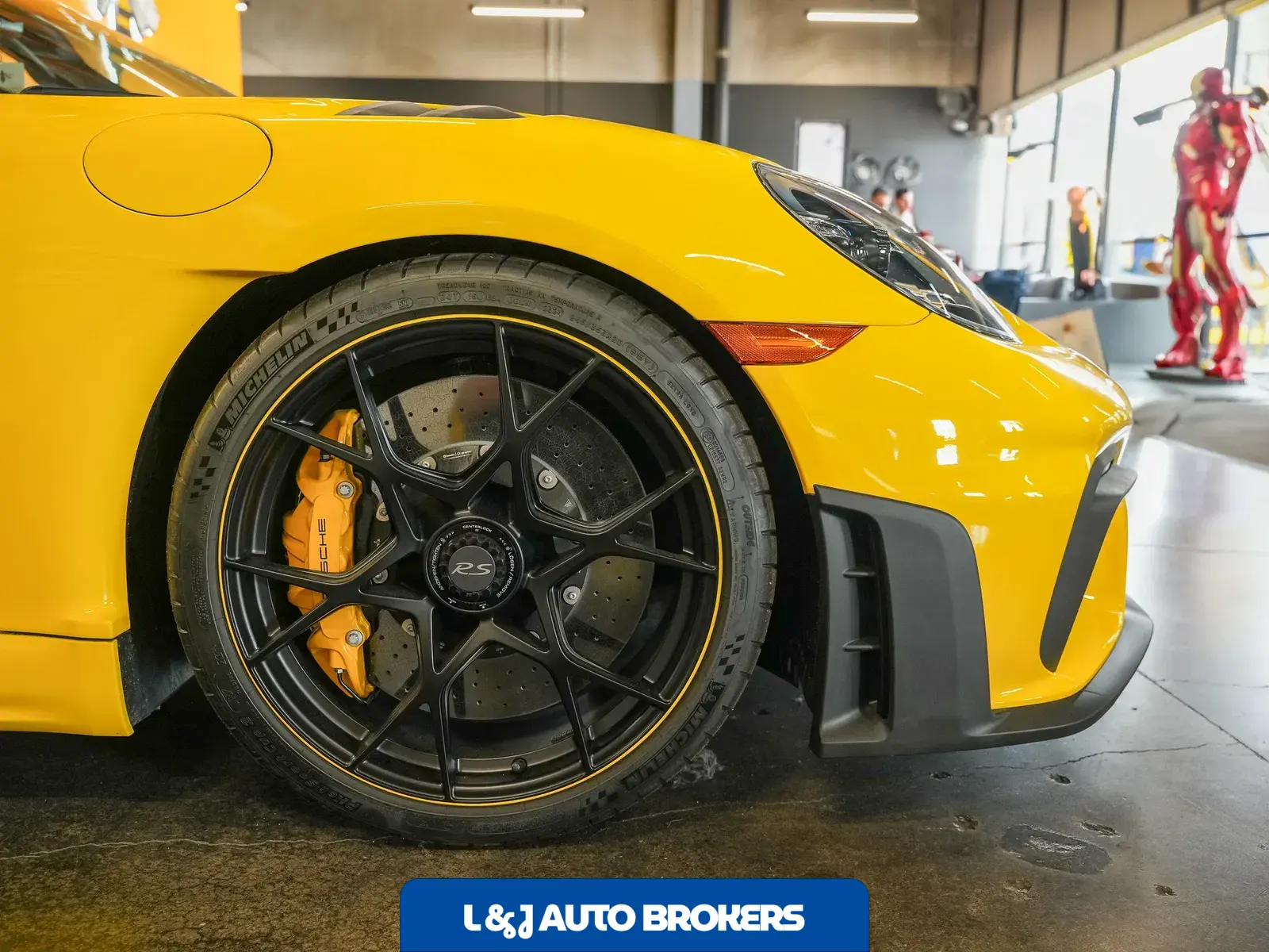 2025 Porsche 718 Spyder RS Weissach
