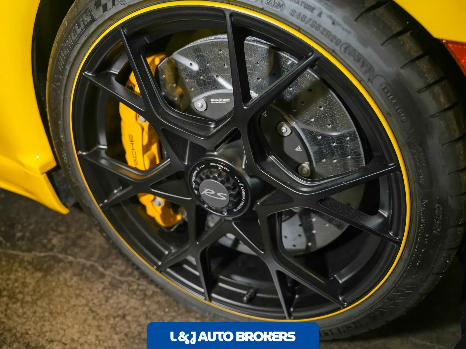 2025 Porsche 718 Spyder RS Weissach