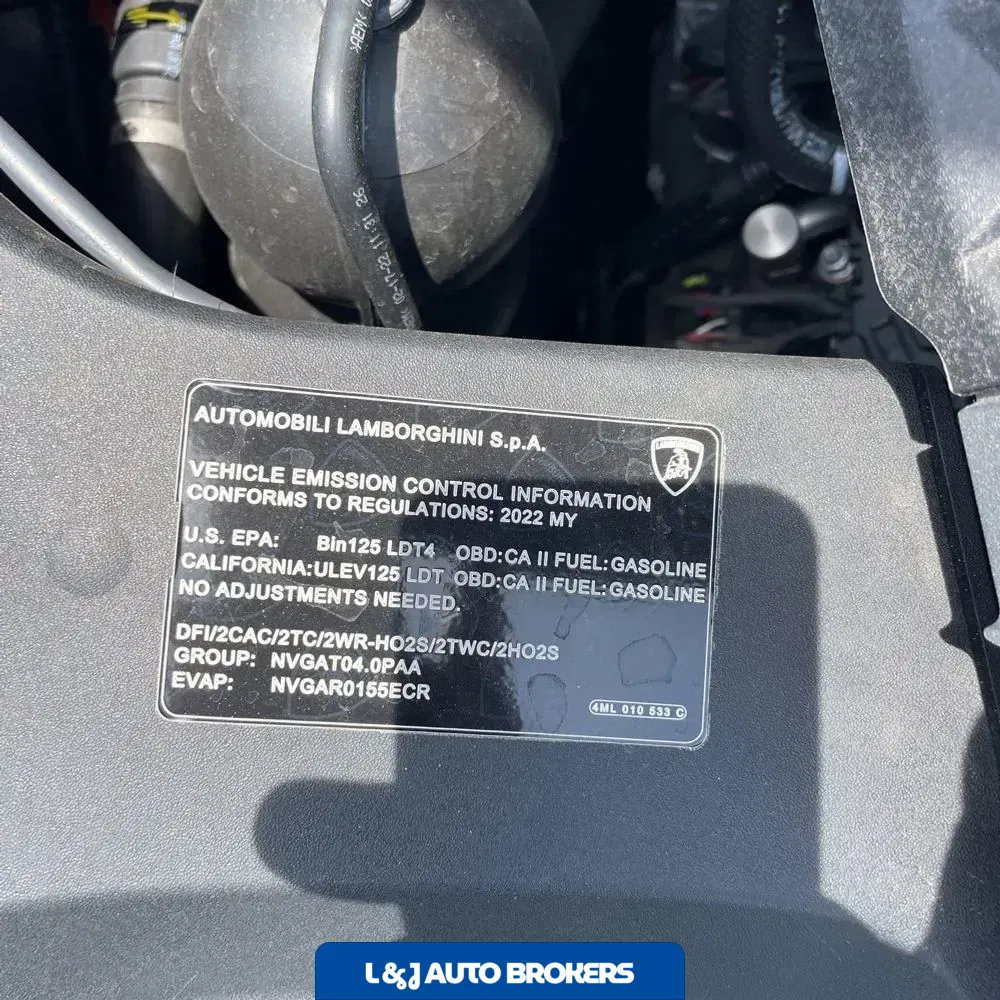 2022 Lamborghini Urus Base