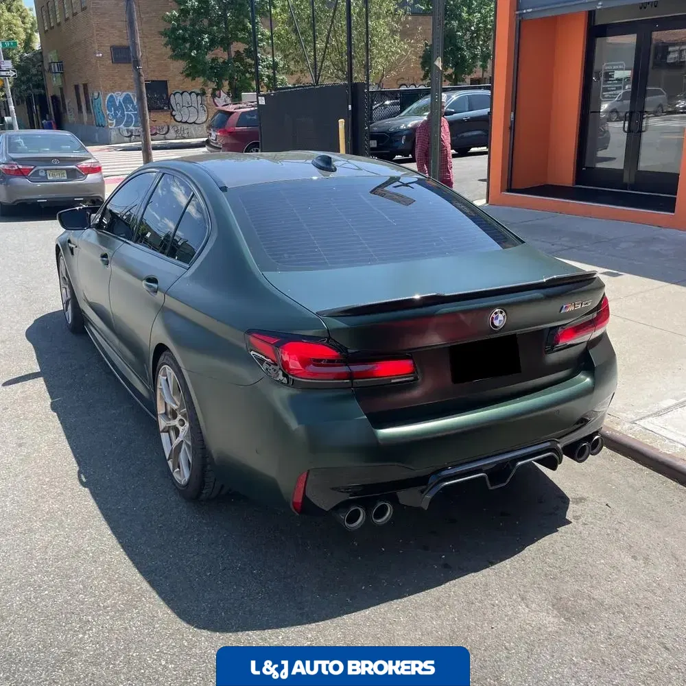 2022 BMW M5 CS