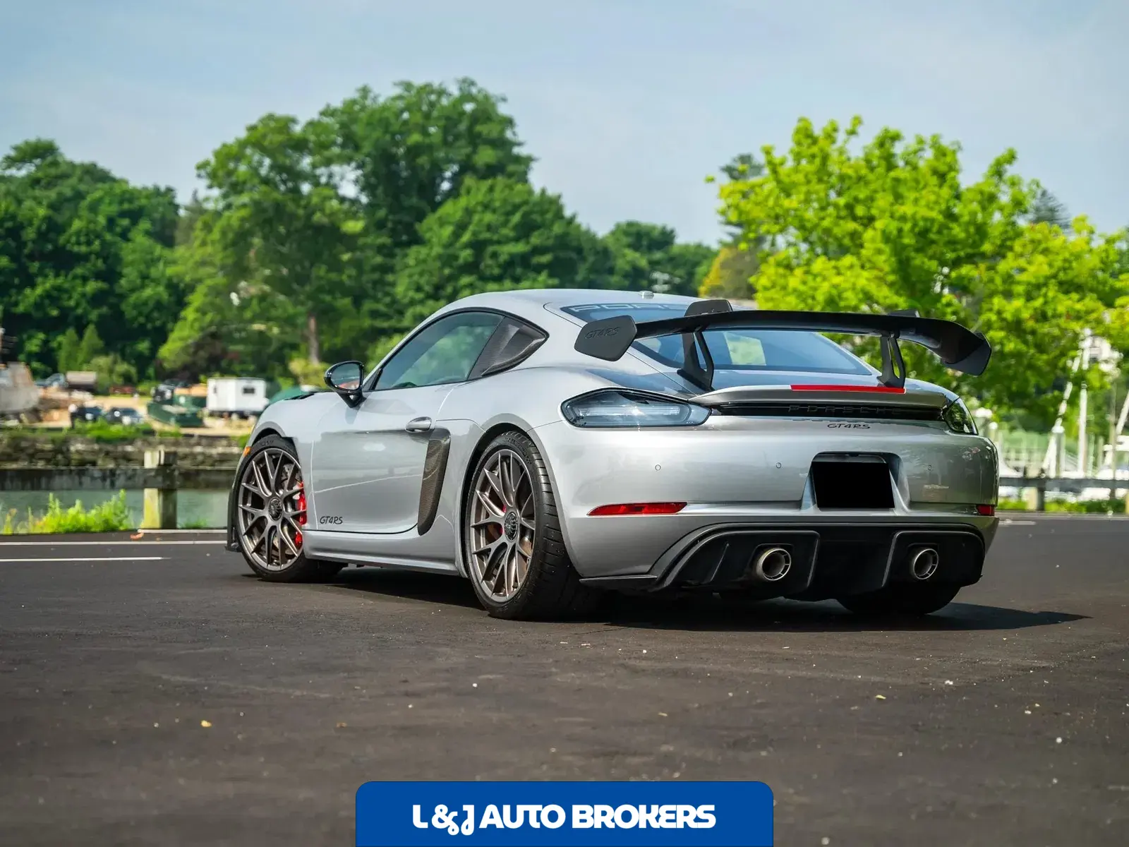 2023 Porsche 718 Cayman GT4 RS Weissach