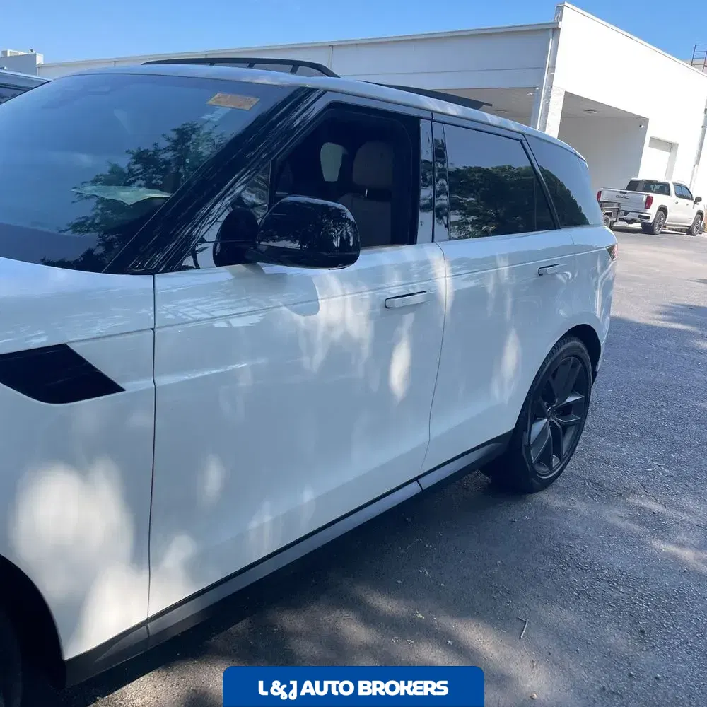 2024 Land Rover Range Rover Sport SE P360