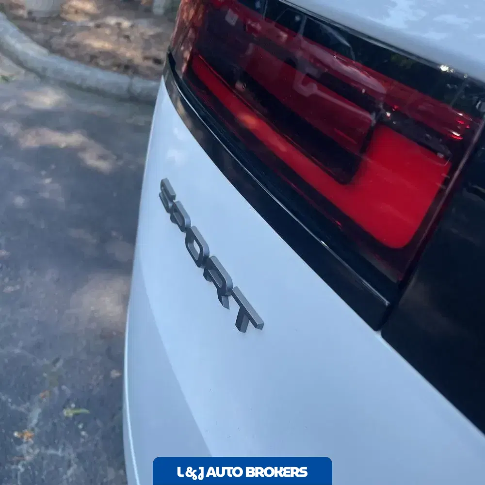 2024 Land Rover Range Rover Sport SE P360