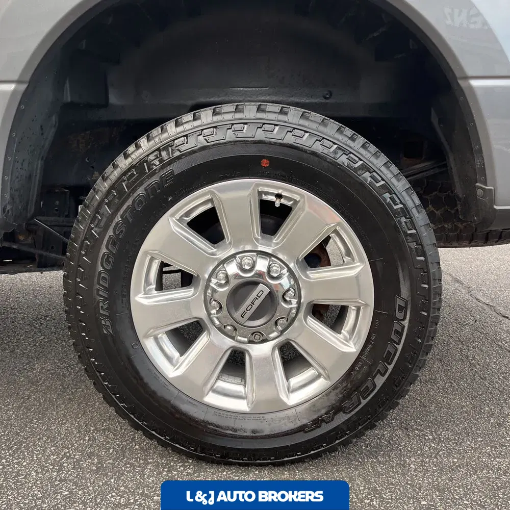 2022 Ford F250 S/D Platinum