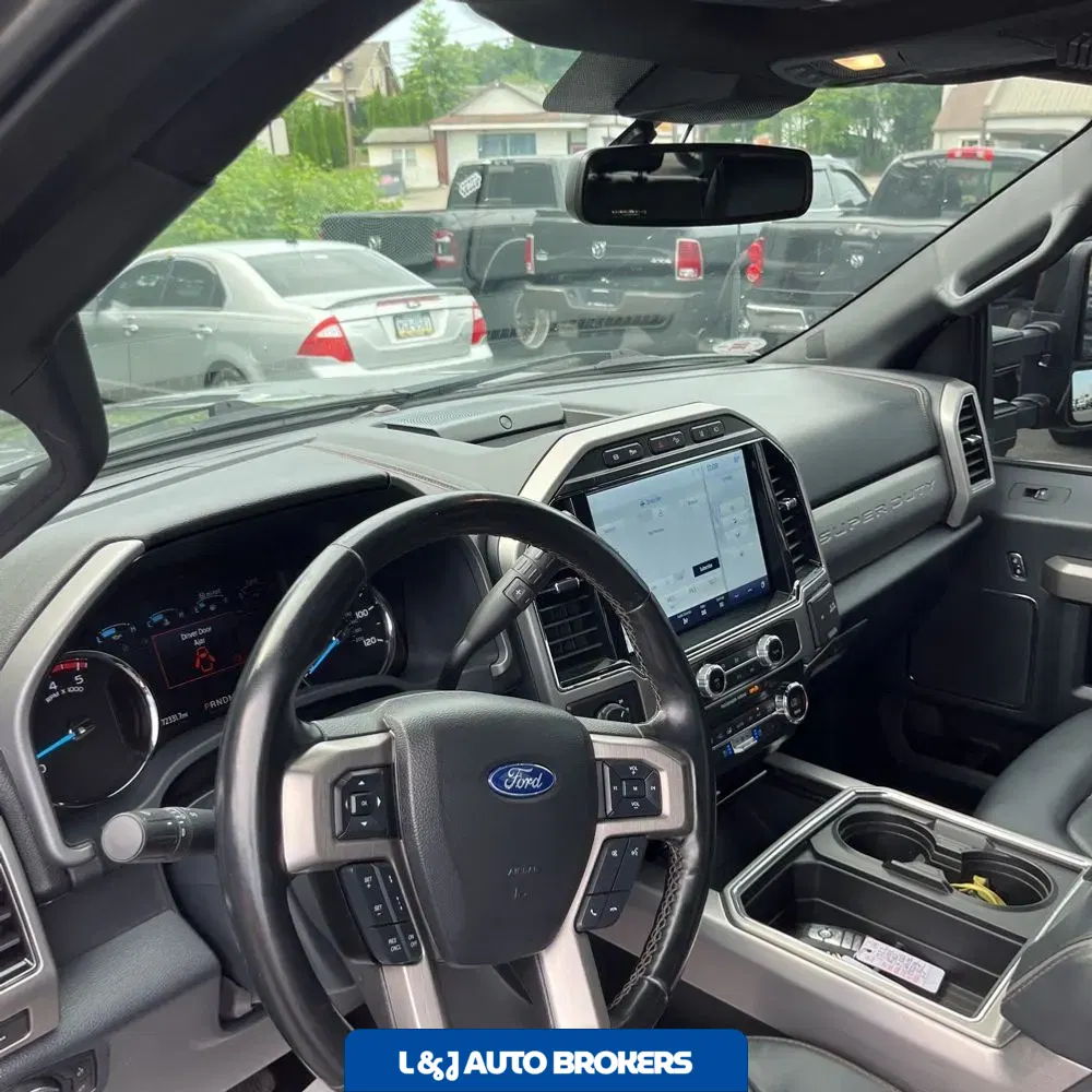 2022 Ford F250 S/D Platinum