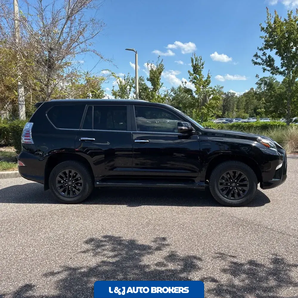 2023 Lexus GX 460 Base