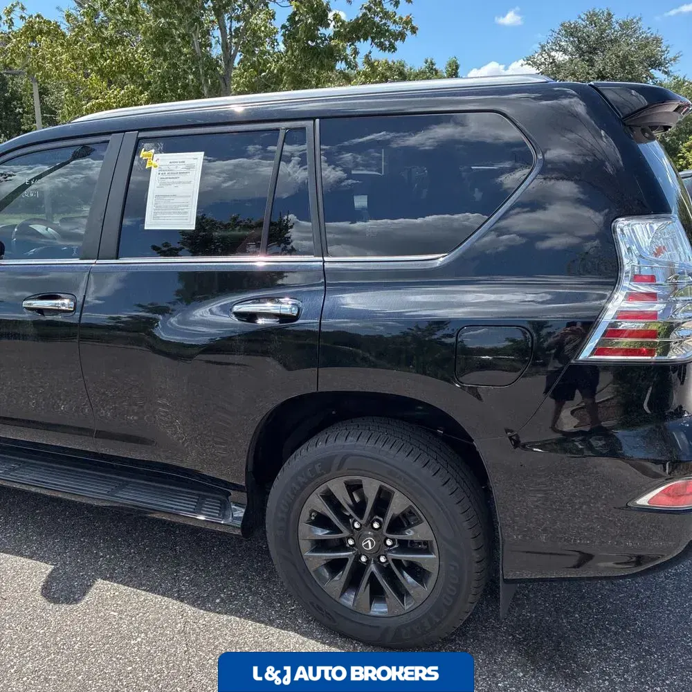 2023 Lexus GX 460 Base