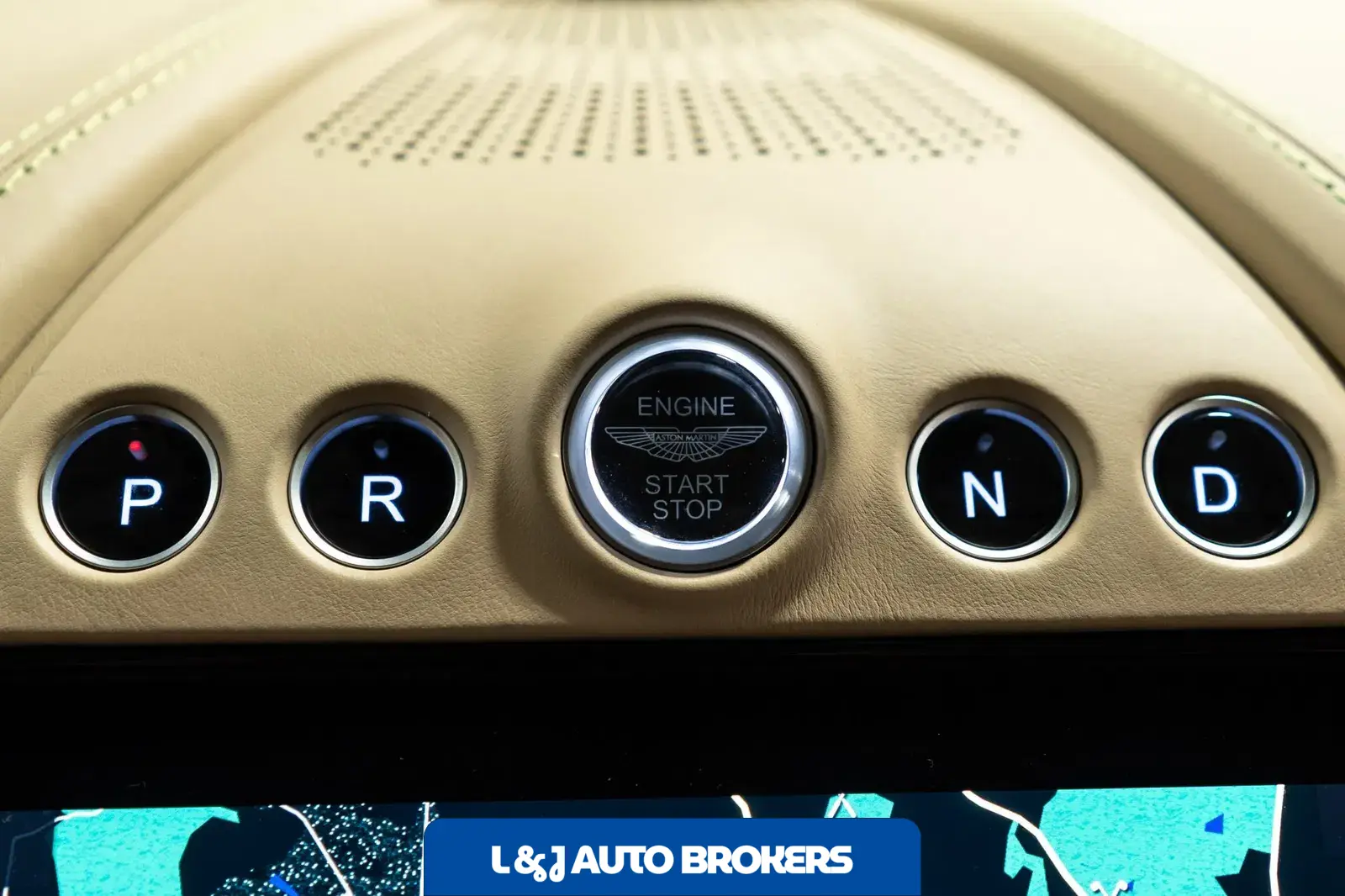 2023 Aston Martin DBX707