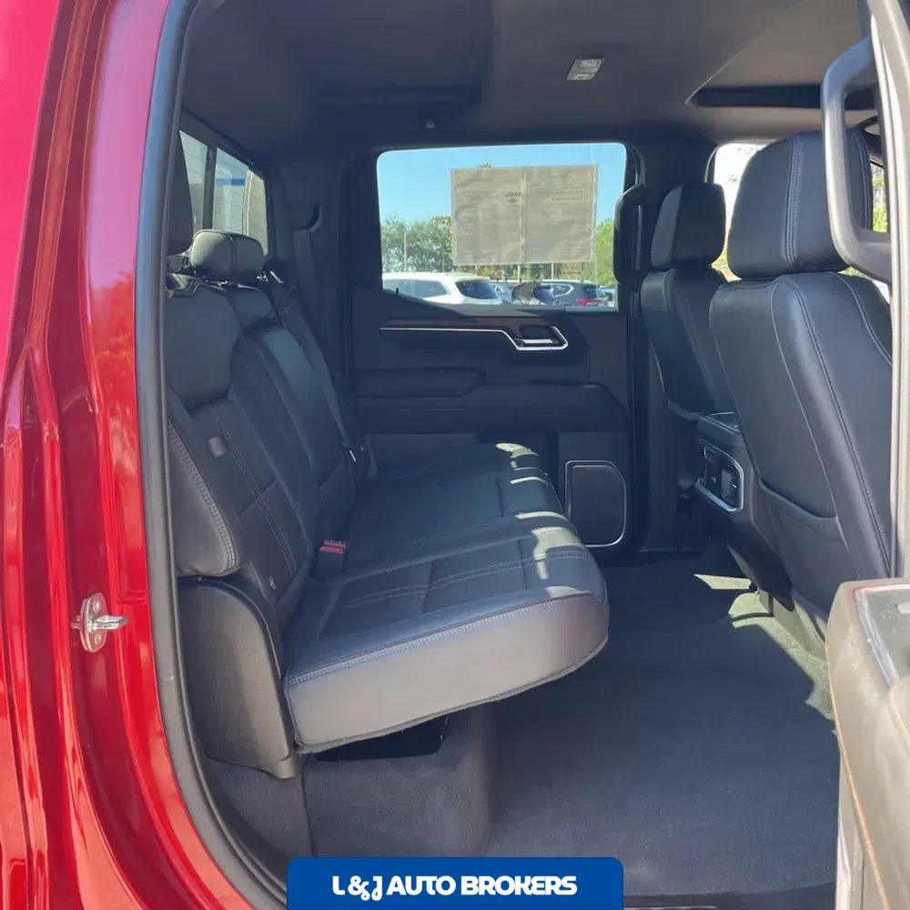 2023 Chevrolet Silverado 1500 High Country