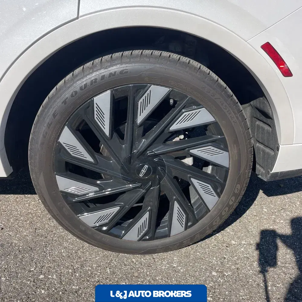 2024 Lincoln Nautilus Black Label