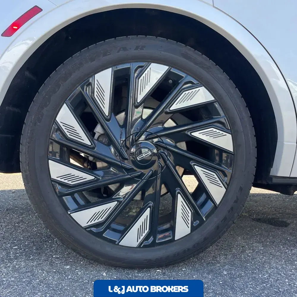 2024 Lincoln Nautilus Black Label