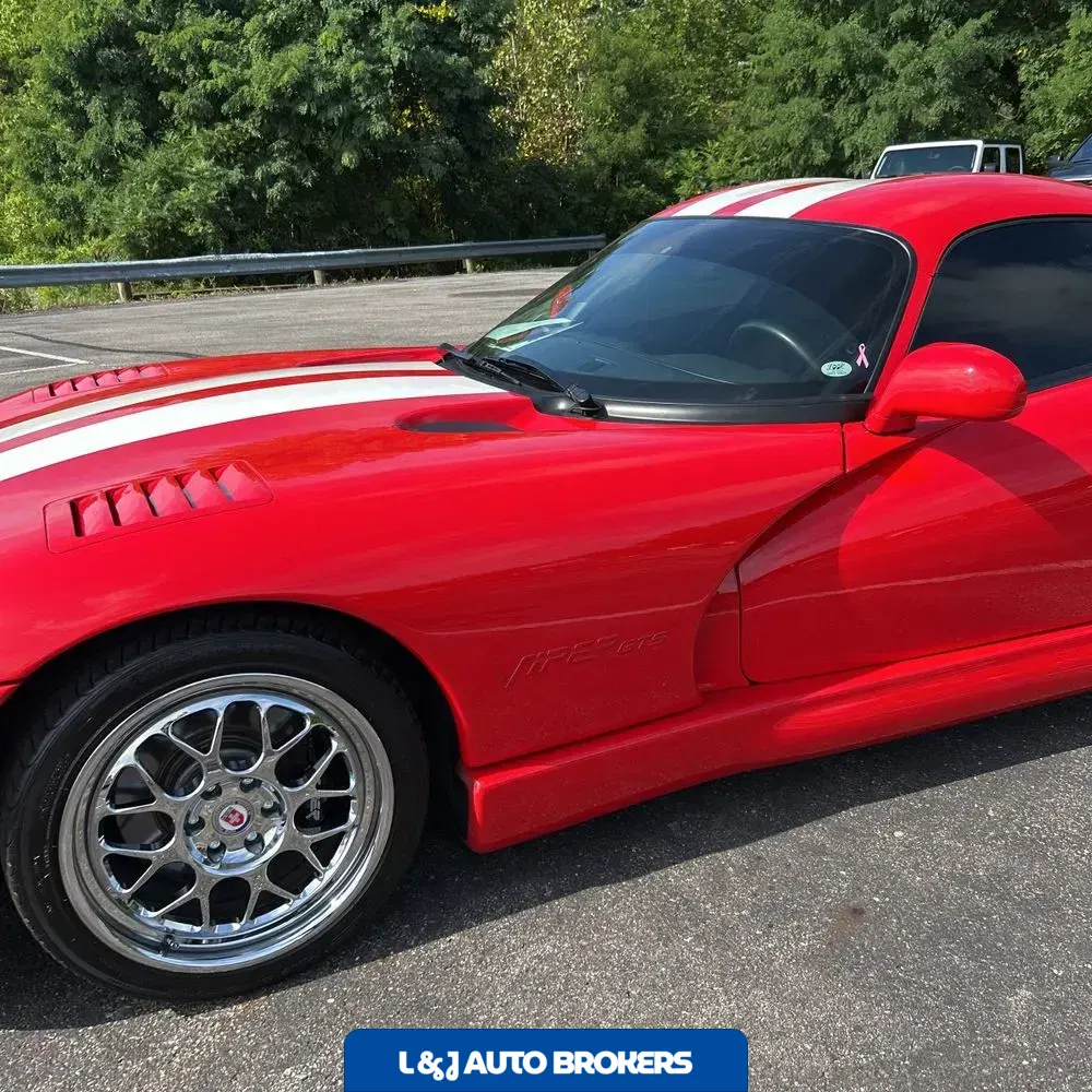 2002 Dodge Viper GTS