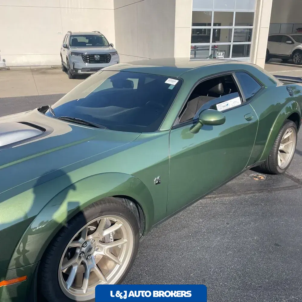 2023 Dodge Challenger R/T SCAT PACK