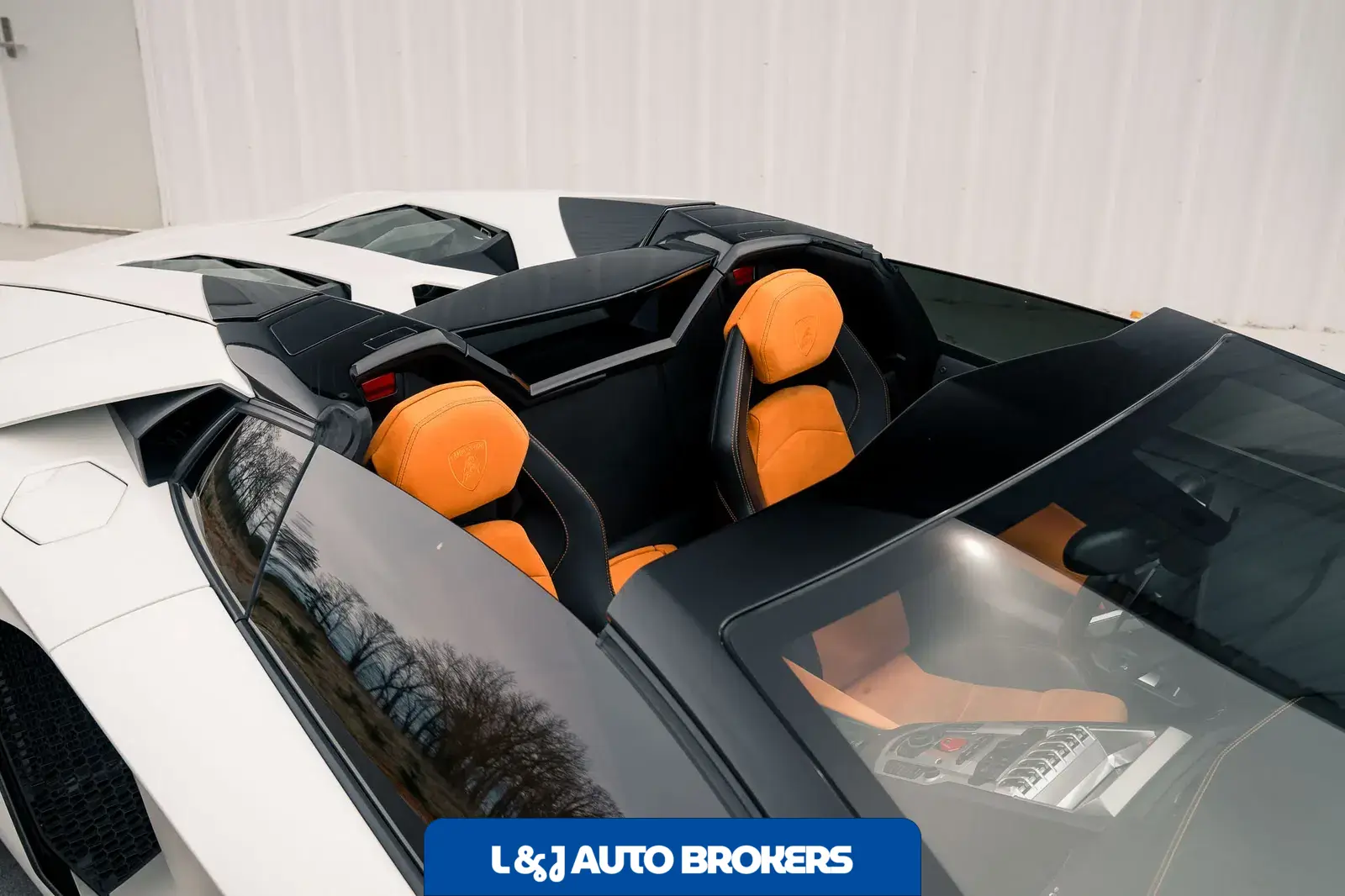 2014 Lamborghini Aventador LP700-4 Roadster