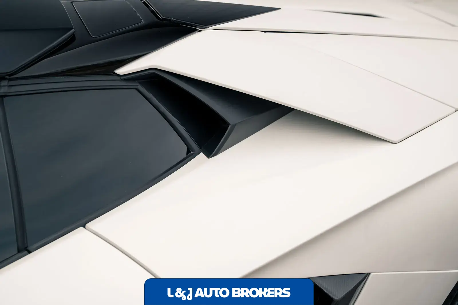 2014 Lamborghini Aventador LP700-4 Roadster