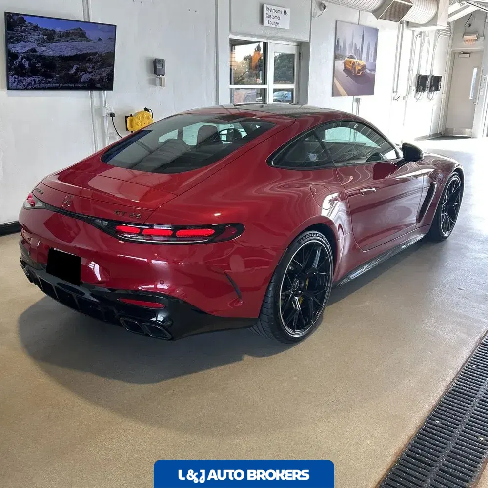 2025 Mercedes-Benz AMG GT 55