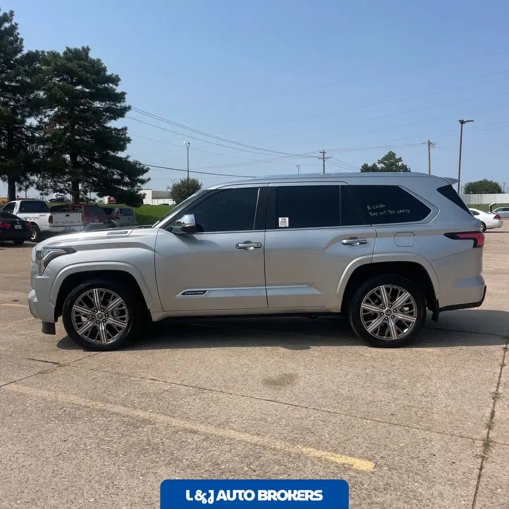 2024 Toyota Sequoia Capstone