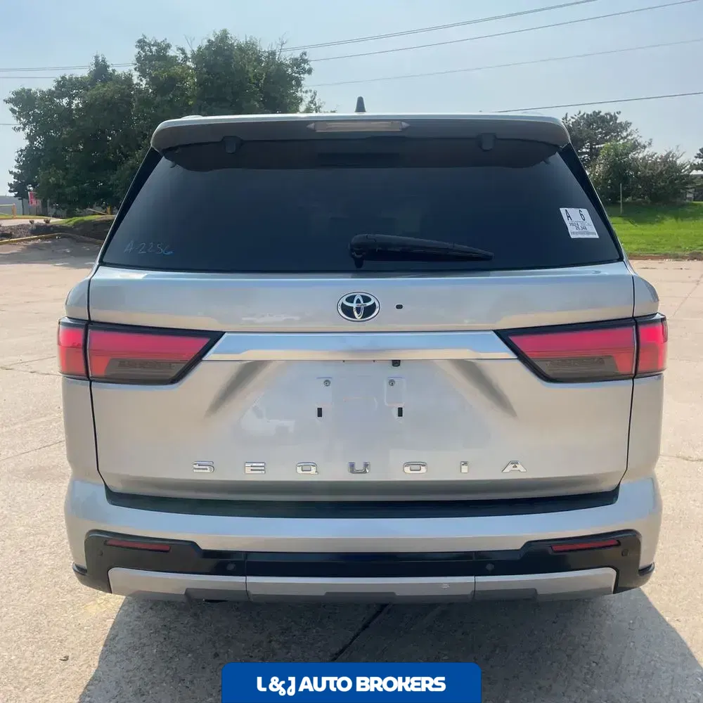 2024 Toyota Sequoia Capstone